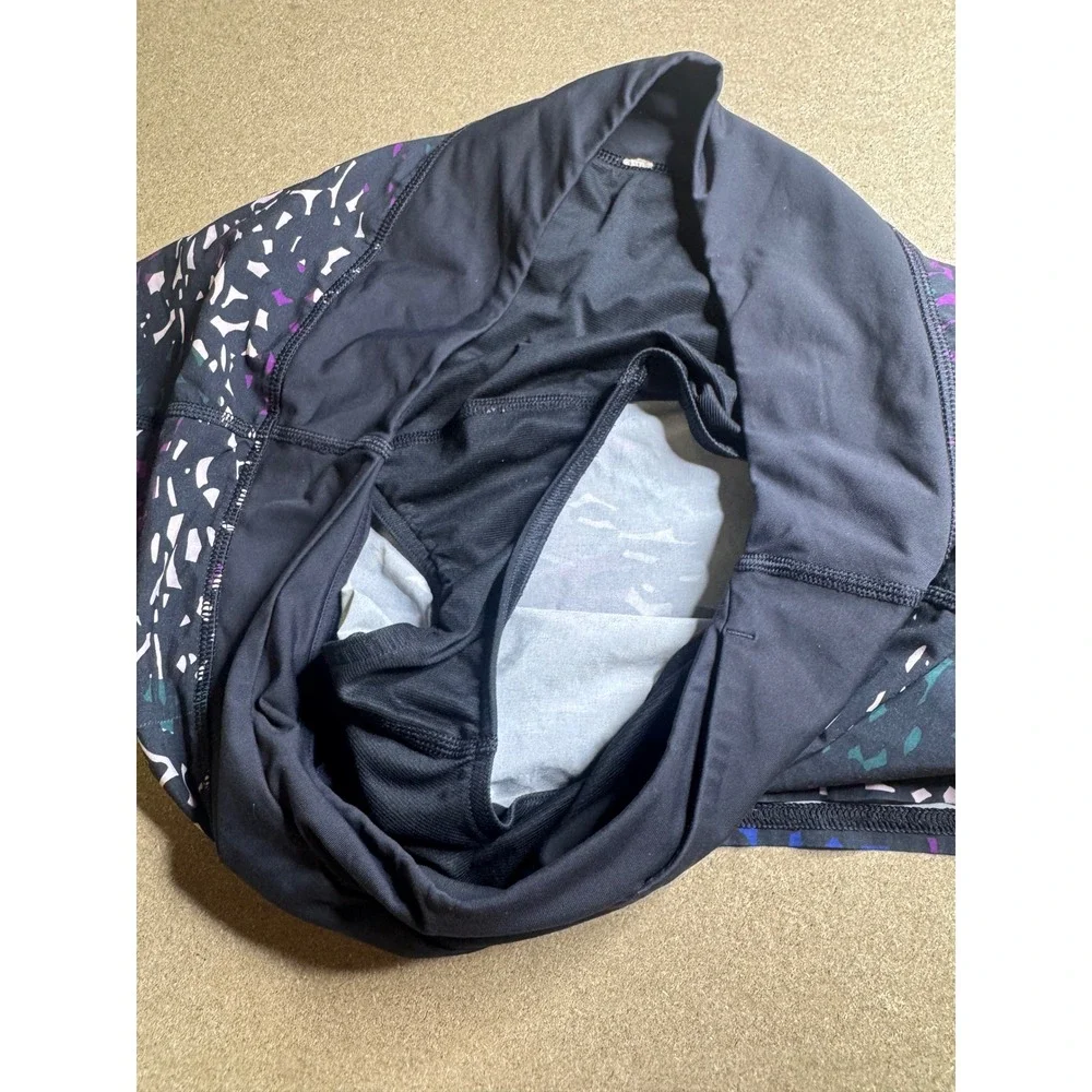 Lululemon Run Speed Shorts Confetti Abstract Print Purple‎ Blue Black Womens 10